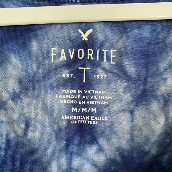 American Eagle Favorite Tee - Picture 2 of 3